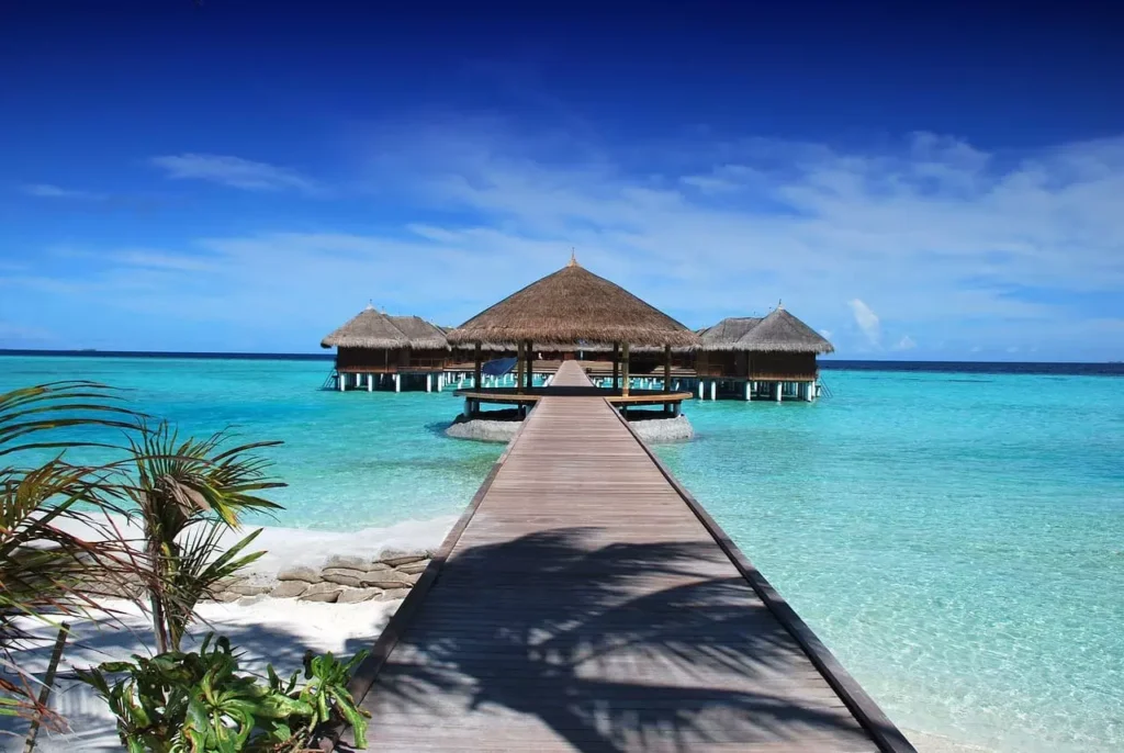 Resort nas Ilhas Maldivas: um paraíso tropical no oceano índico