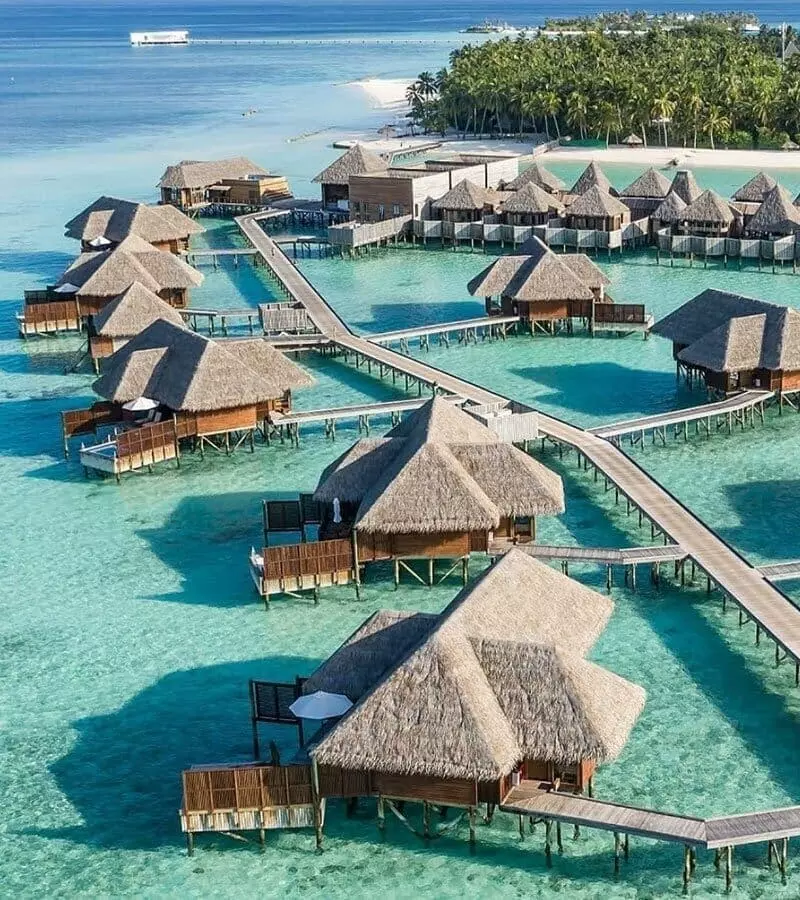 Resort nas Ilhas Maldivas: um paraíso tropical no oceano índico
